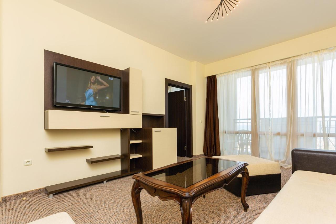 Viand Hotel Pantai Sunny Luaran gambar