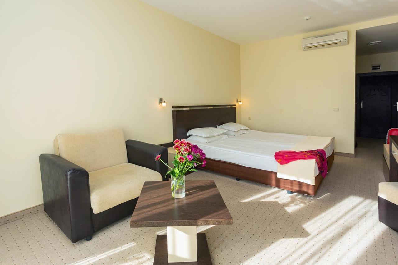 Viand Hotel Pantai Sunny Luaran gambar