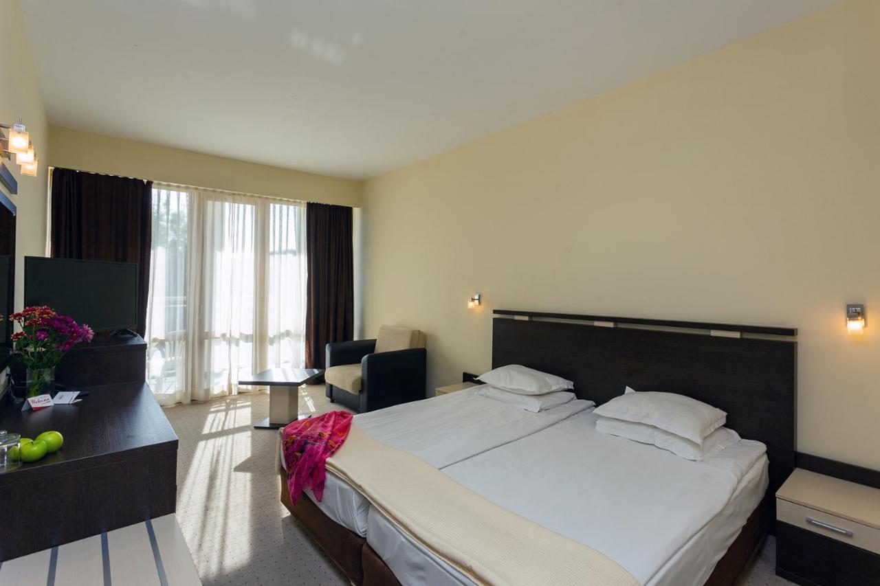 Viand Hotel Pantai Sunny Luaran gambar