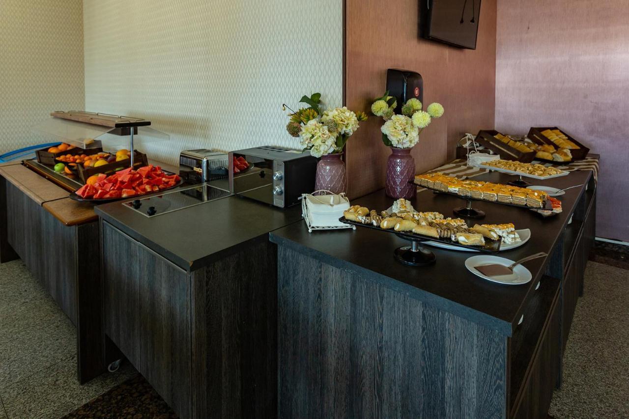 Viand Hotel Pantai Sunny Luaran gambar